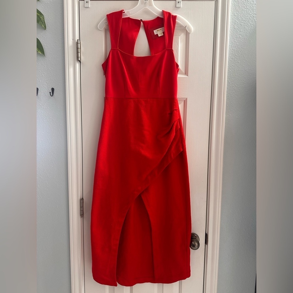 Maeve Asymmetrical Squareneck Maxi Dress Red Women’s 2 Flirty Party Holiday - Picture 4 of 13
